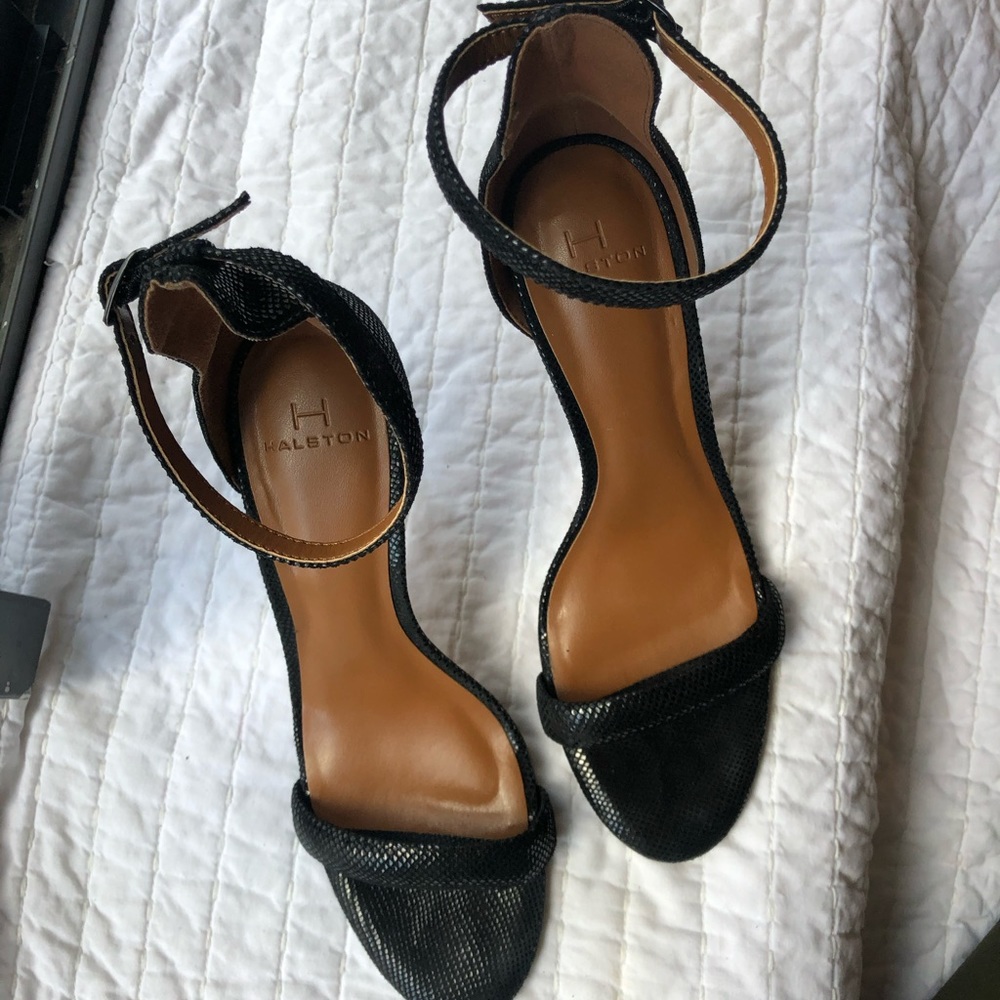 Halston Alison Ankle Strap Size 7 Black Heels